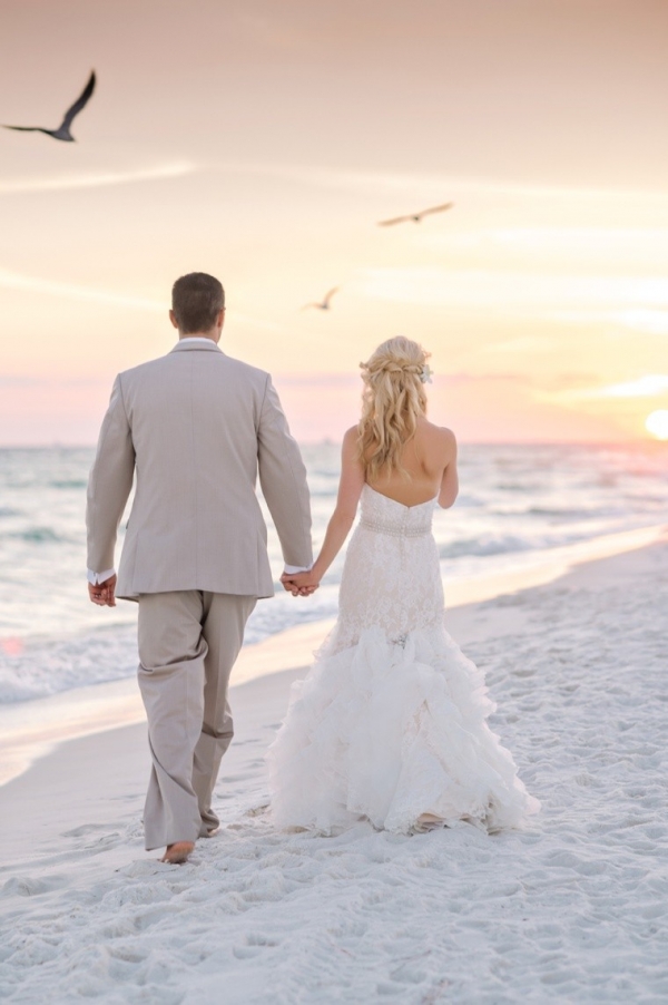 An Elegant Beach Wedding