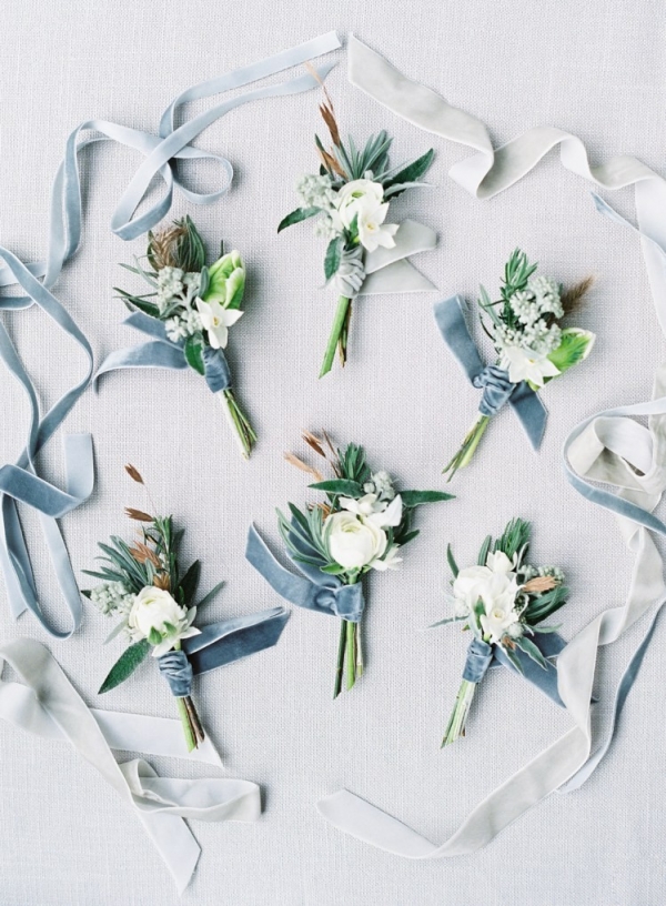 Ice Blue & Grey Winter Floral Inspiration