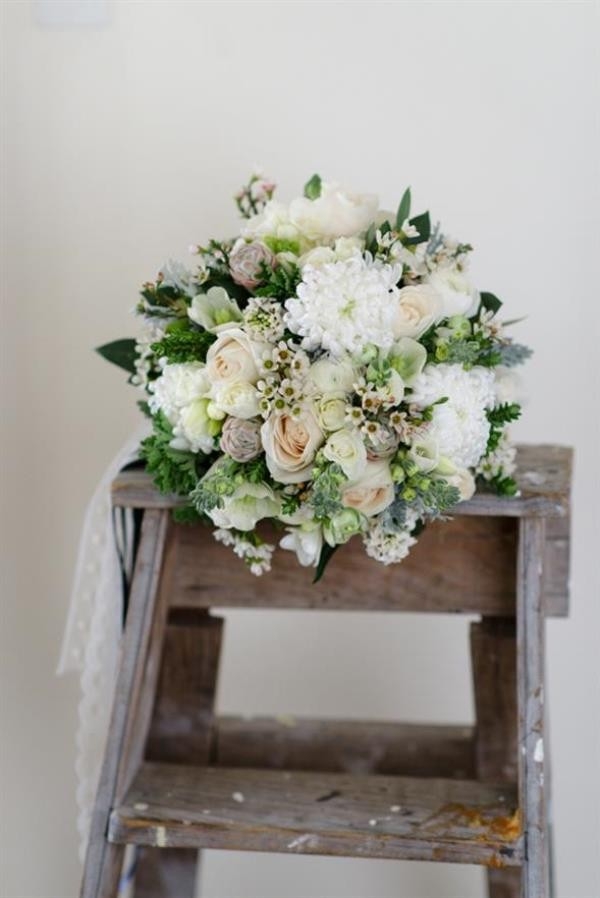 Bouquet Recipe – A Sweet Spring Bridal Bouquet