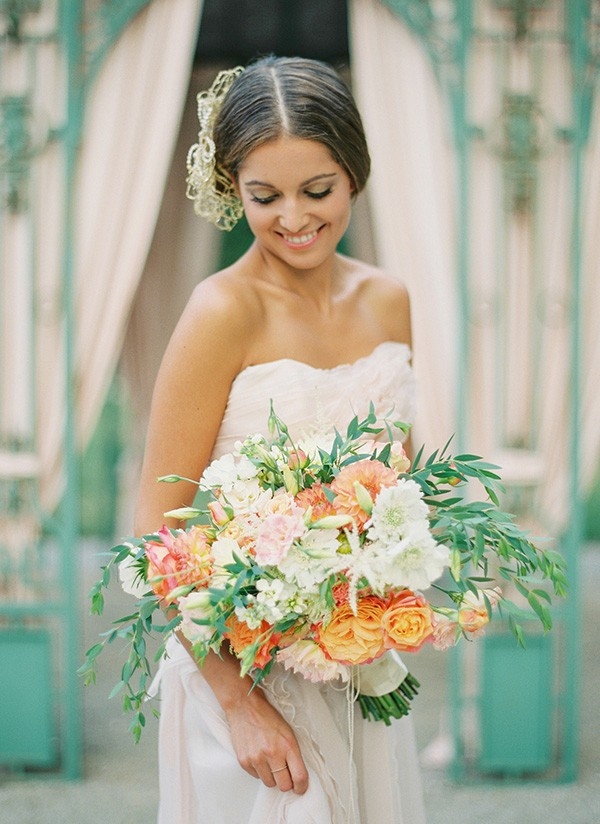 A Blooming Spring Wedding Shoot