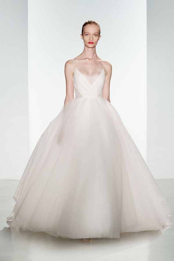 Tulle Ball Gown Wedding Dress