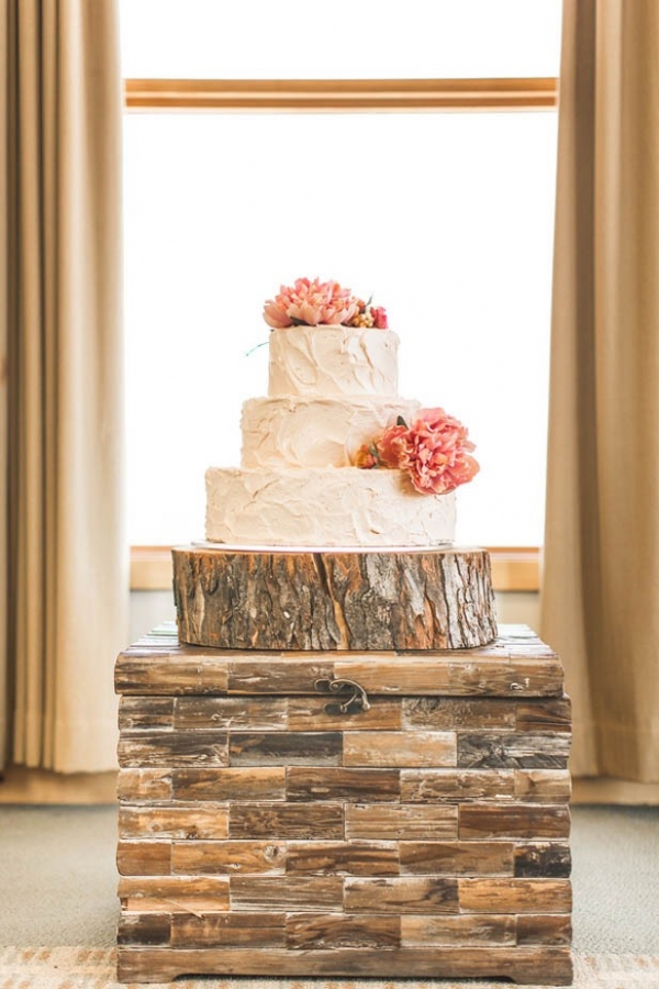 Rustic Wedding Ideas at The Lodge at Stillwater