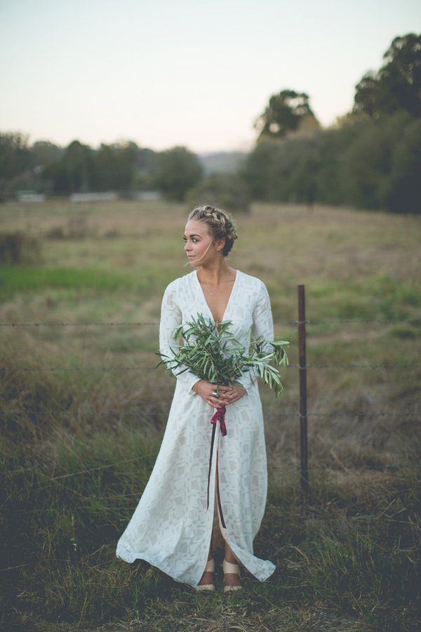 Indie Autumn Backyard Wedding