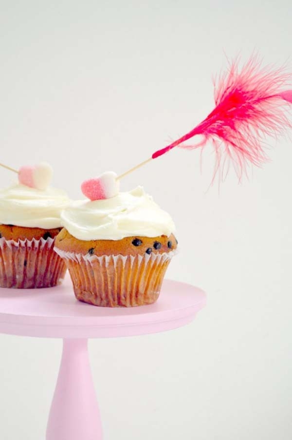 Cupid’s Arrow Cupcake Topper Tutorial