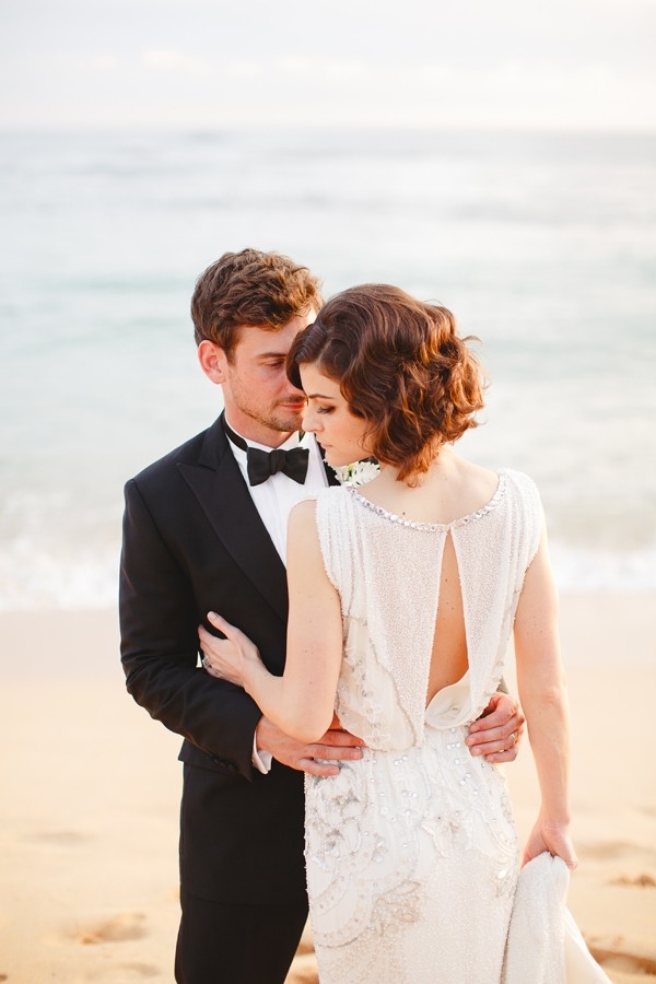 Glamorous Vintage Inspired Wedding In Hawaii