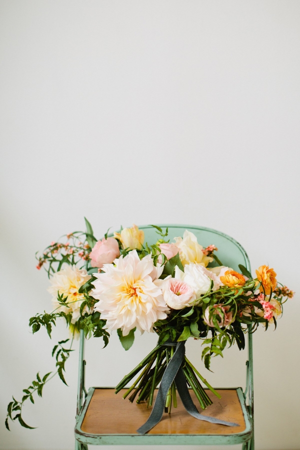 Romantic Mint & Rose Gold Minted Wedding Shoot