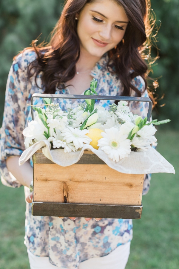 Vintage Styled Picnic Engagement Session