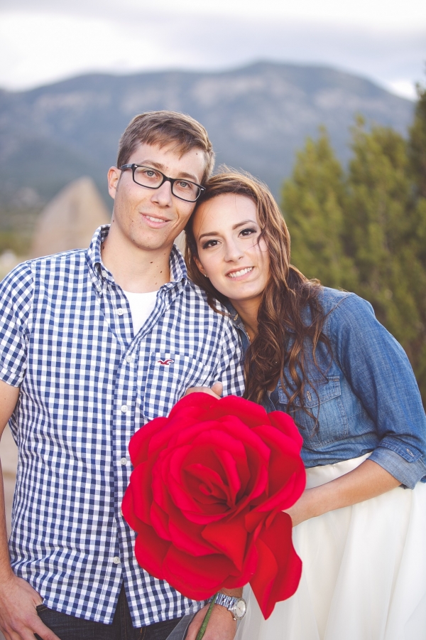 Charming New Mexico Foothills Engagement