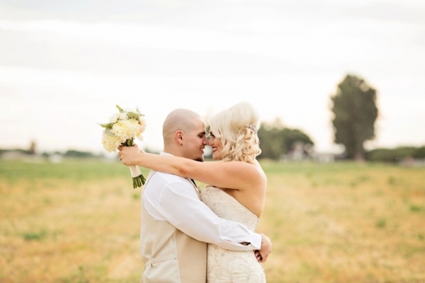 A Blush & Champagne California Barn Wedding