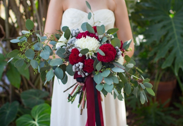 Romantic Floral Garden Bridal Inspiration Shoot