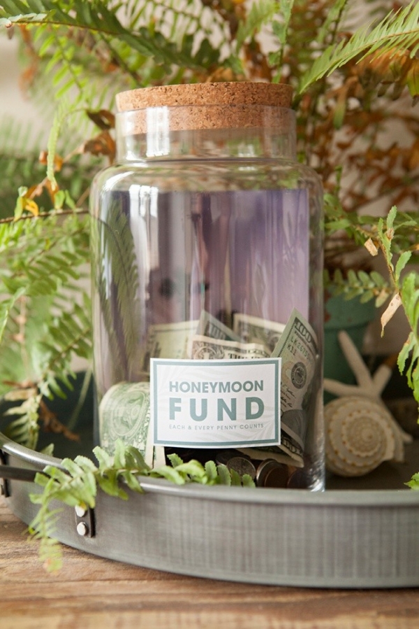 DIY Honeymoon Fund Photo Jar