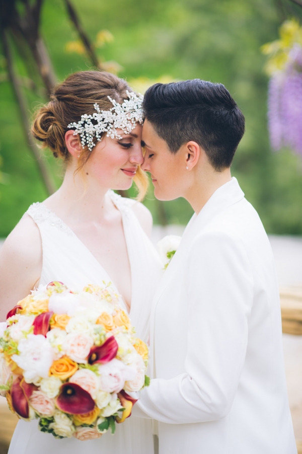 A Polished White Central Park Elopement