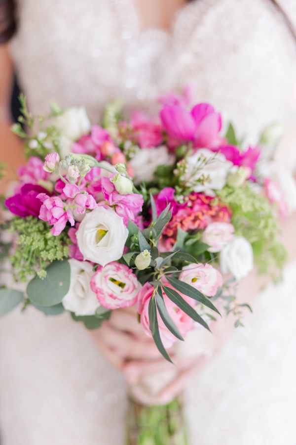 Elegant & Feminine Ambassador House Bridal Shoot