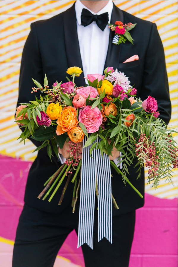 Modern + Colorful Cityscape Inspired Styled Shoot