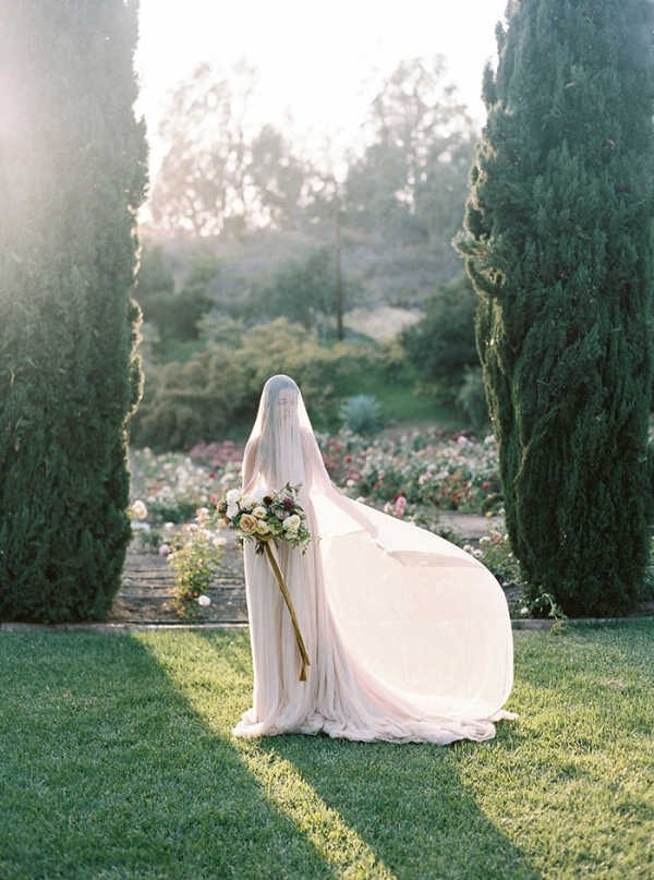 Romantic Rose Garden Shoot for Spring