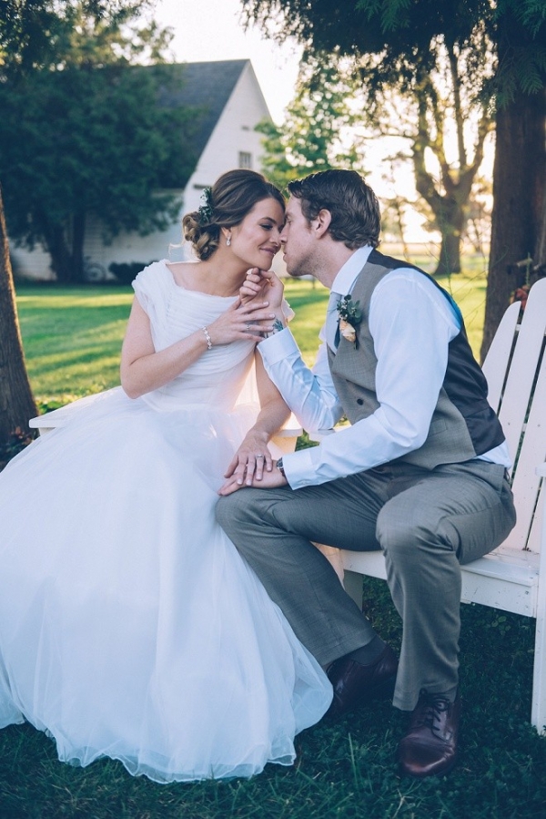 Gorgeous DIY Bride Wears Grandma's Wedding Dress