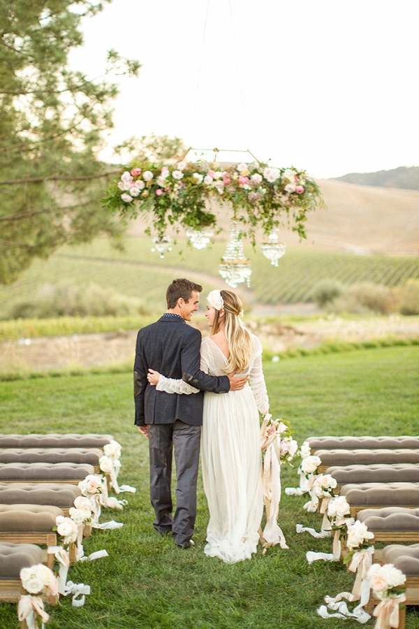 Vintage Vineyard Wedding Shoot