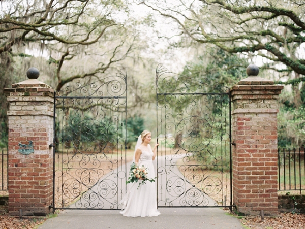 Bridal Portraits At The Legare Waring House