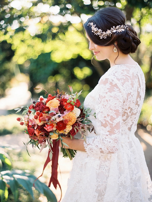 Fall Garden Wedding Shoot with Vintage Styling