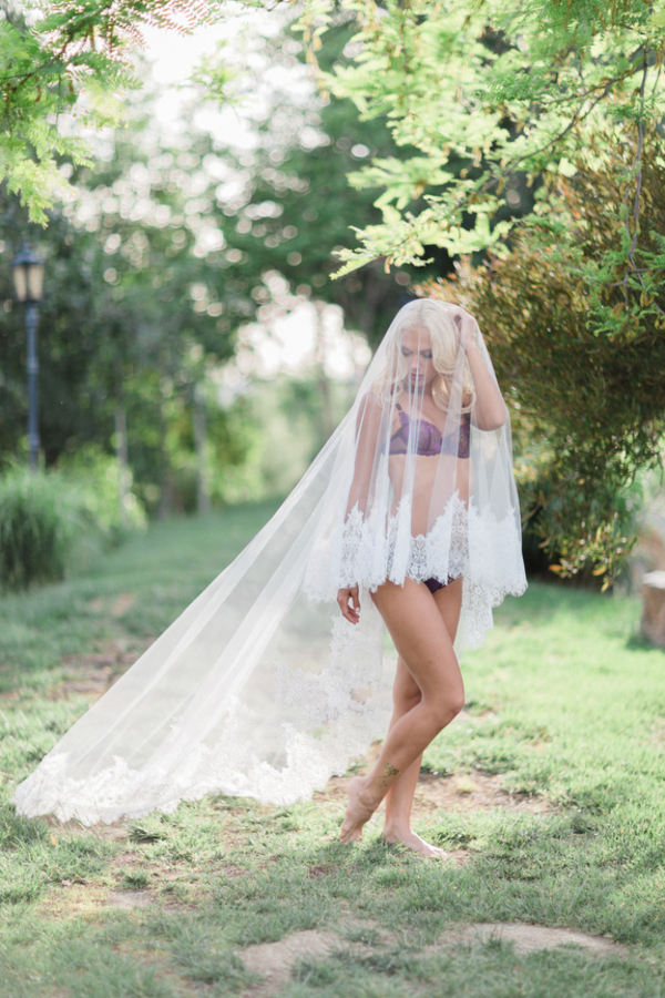 A bohemian bridal boudoir shoot in Los Angeles