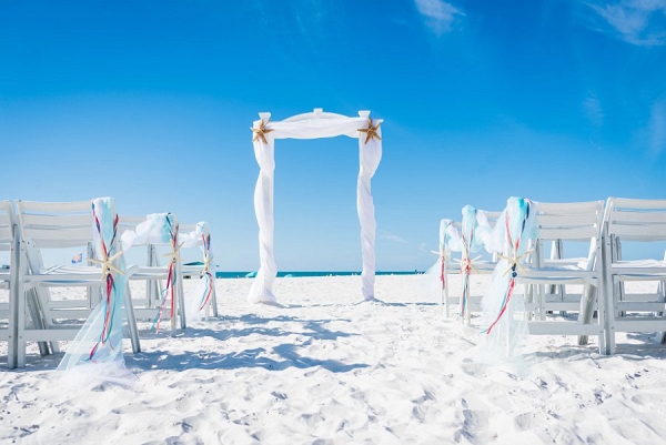 Coral and Turquoise Florida Beach Wedding