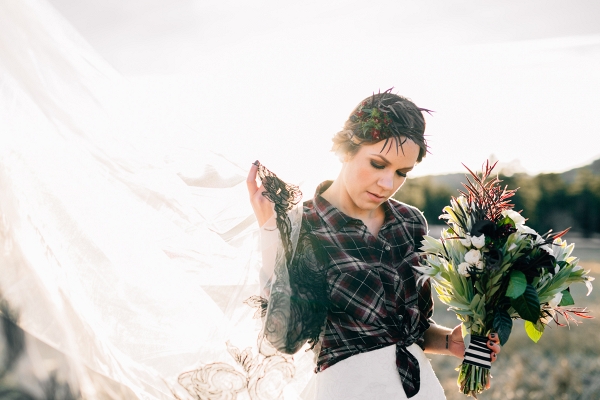 Rustic Vogue Bridal Shoot