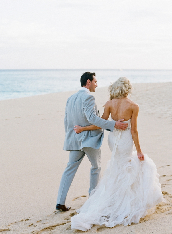 Glamorous Cabo Destination Wedding