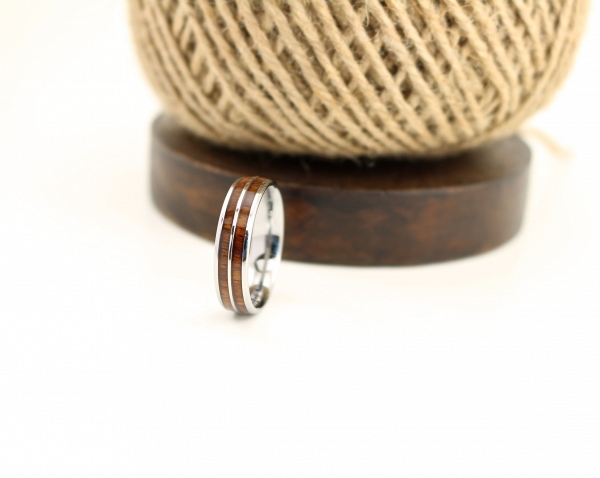 Unique Men's Wedding Bands