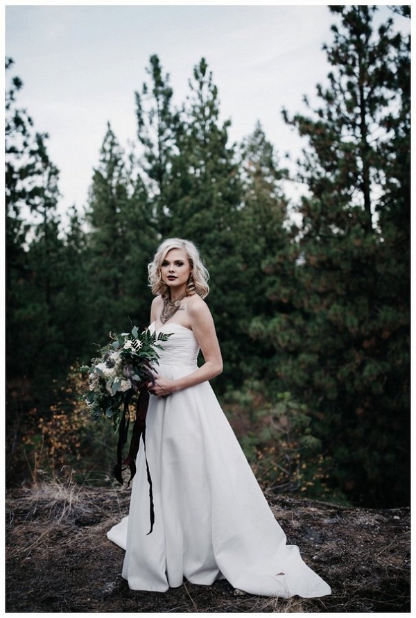 Dramatic Fall Styled Shoot