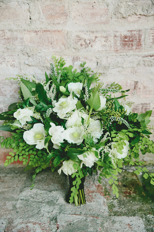 Sparkling Botanical Wedding in Emerald and Bronze