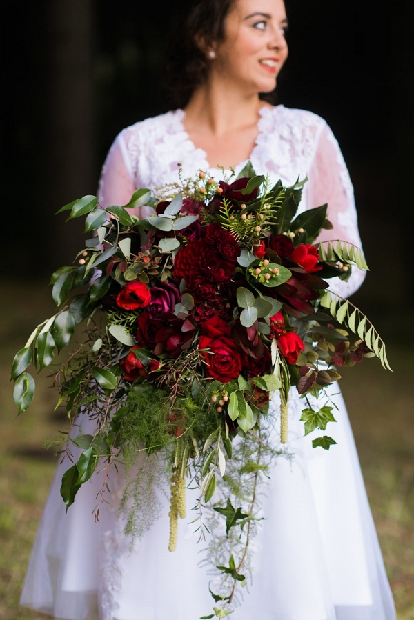 A Bridal Bouquet Recipe in Fall Reds