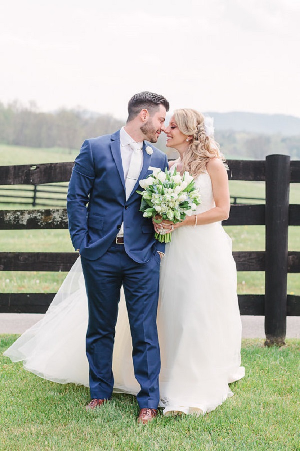 Colorful Spring Marriott Ranch Virginia Wedding