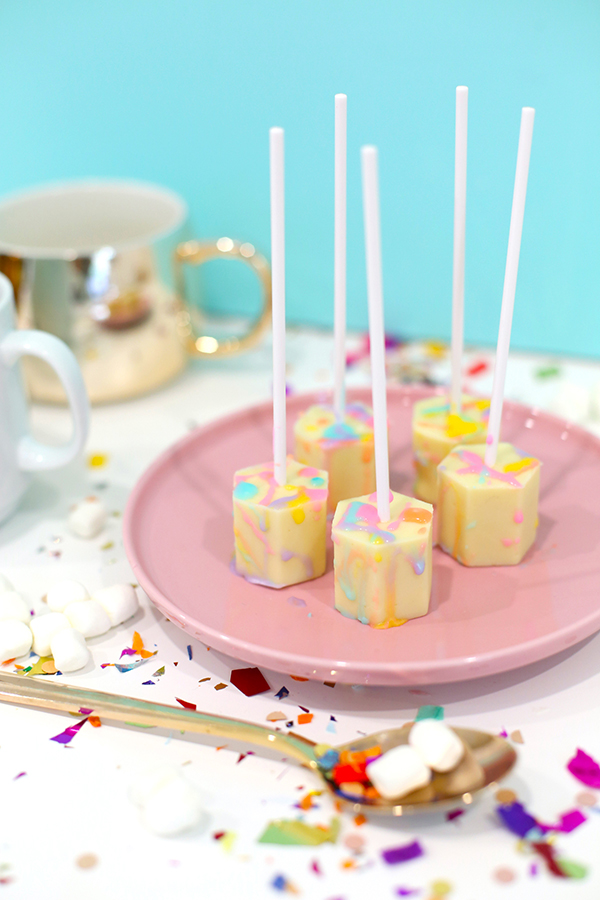 DIY Color-Splattered Hot Chocolate on a Stick