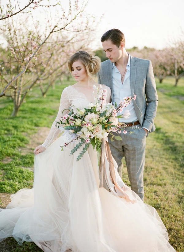 A Romantic Spring Elopement in a Peach Orchard