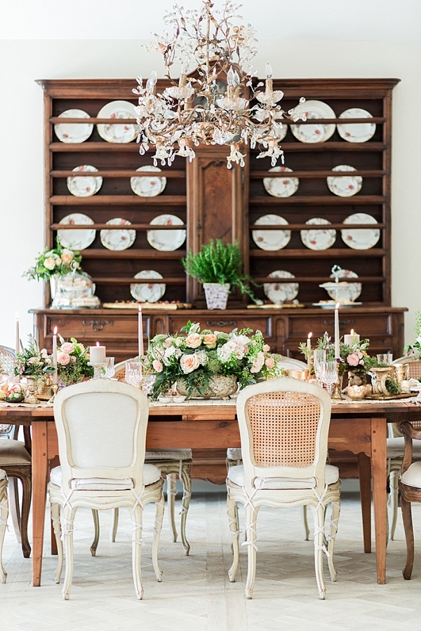 Peach and White Easter Tablescape Ideas