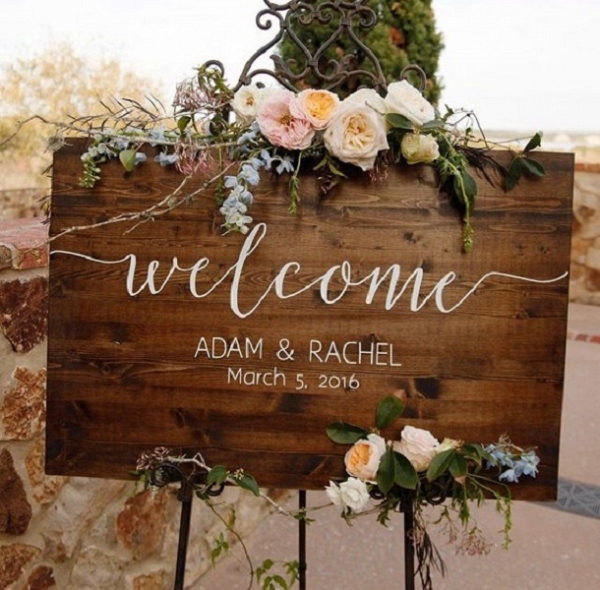 31 Wooden Wedding Signs