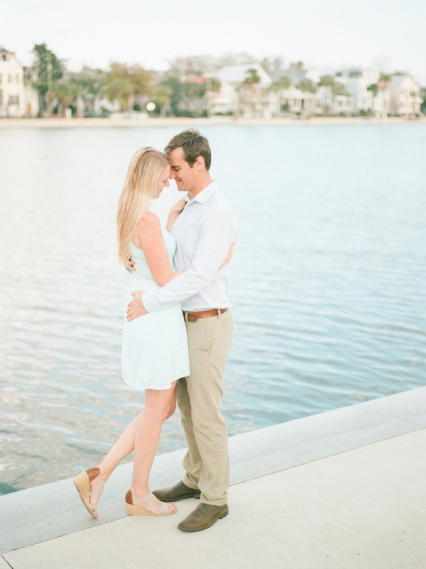 Colonial Lake Engagement Session