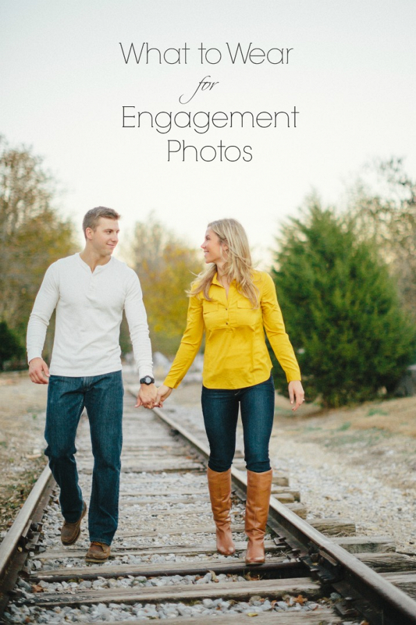 What to Wear for Engagement Photos