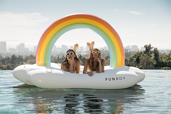 Instagram Worthy Floats for Your Bach Party