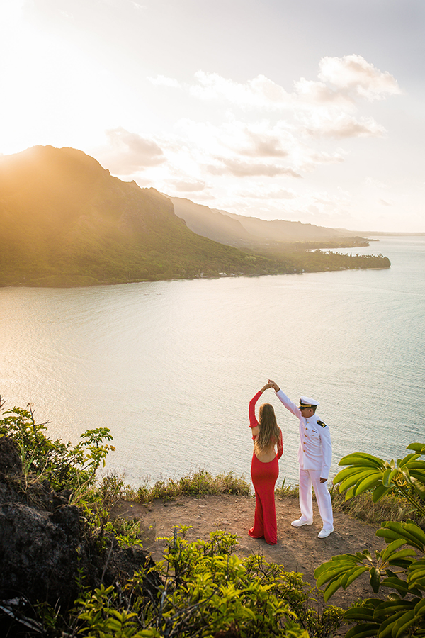 A Mountaintop Engagement Session in Hawaii