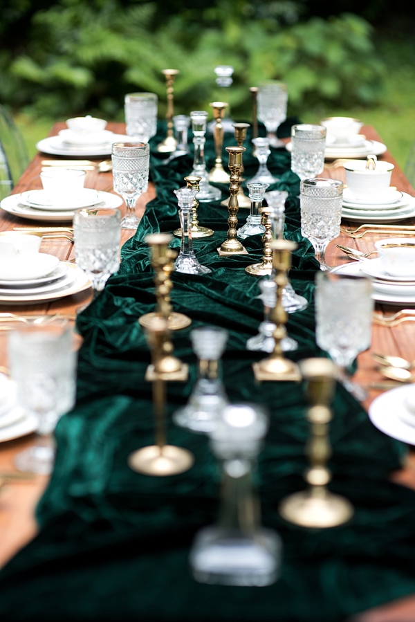 13 Velvet Wedding Ideas That Are Crushing It