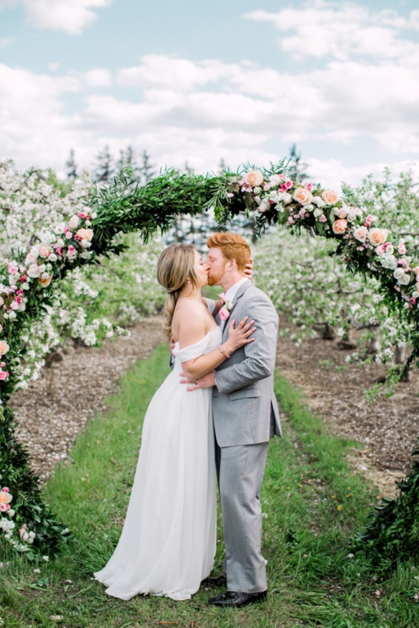 Colorful Apple Orchard Wedding Inspiration