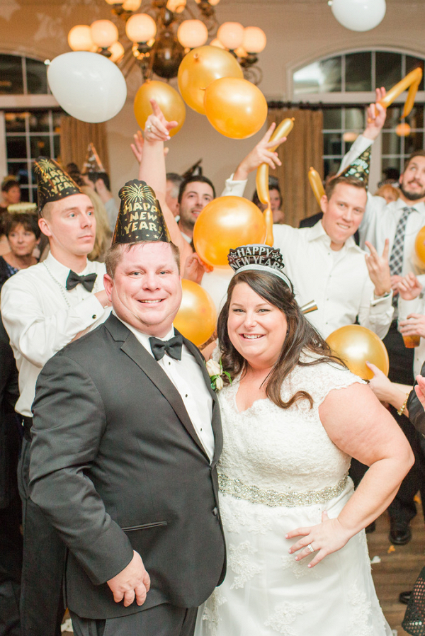 Festive NYE Virginia Wedding