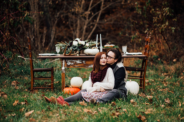 Rustic-chic Autumn engagement session