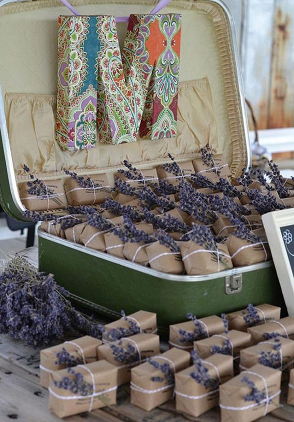 8 Wedding Favors Your Guests Will Definitely Love