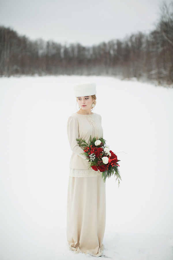 Traditional Christmas Wedding Inspiration