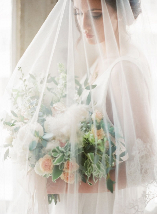 Ethereal Winter Wedding Inspiration fix me 17