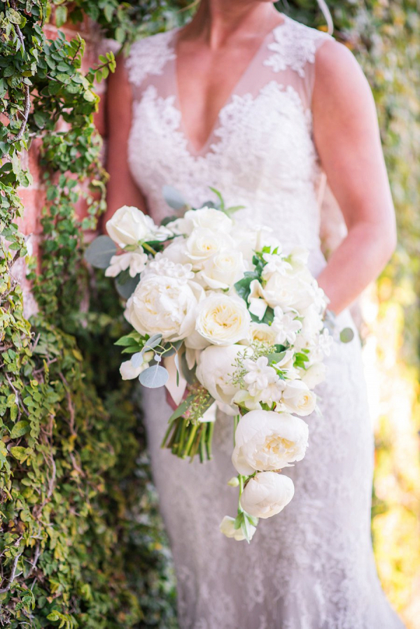 Elegant White and Green Winter Wedding