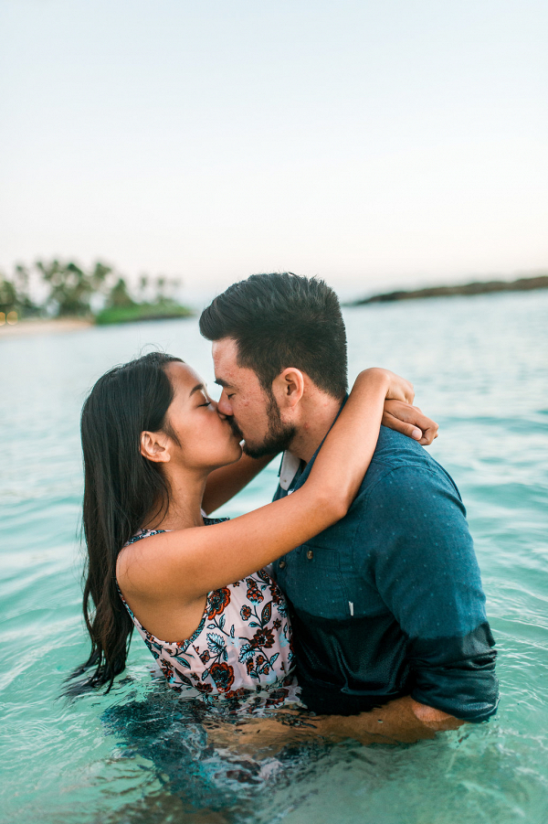 Sweet Hawaii Engagement Session