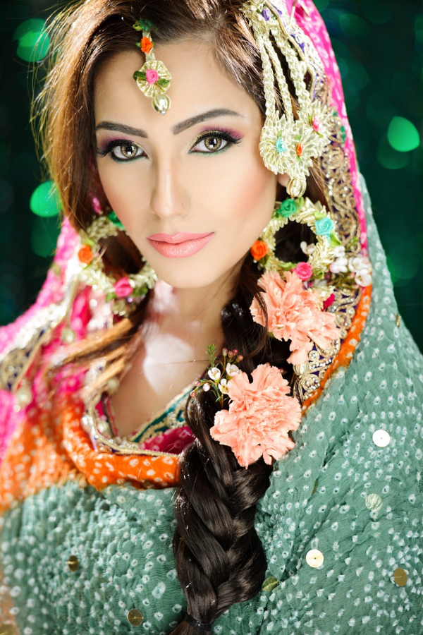 12 Intense Desi Bride Wedding Looks